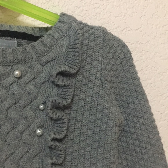 Girls Tahari Sweater with pearls - Picture 5 of 6